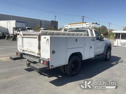 (Jurupa Valley, CA) 2006 Ford 550 Dump Truck Runs & Moves, Front Passenger Damage, Dump Bed Does Not