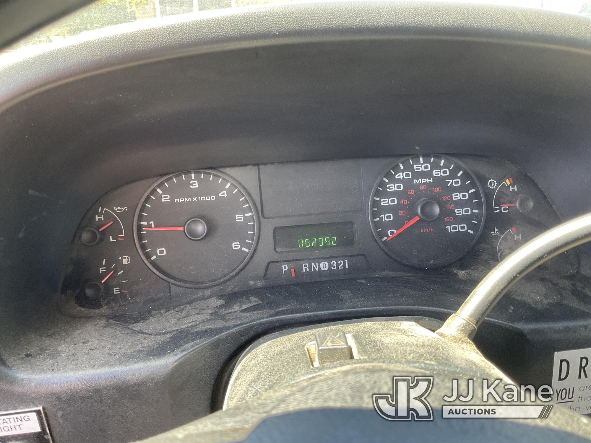 (Jurupa Valley, CA) 2006 Ford F-450 SD Cab & Chassis Runs & Moves