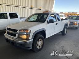 (Jurupa Valley, CA) 2005 Chevrolet Colorado 4x4 Extended-Cab Pickup Truck Runs & Moves