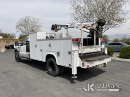 (Jurupa Valley, CA) 2010 Ford F550 Utility Truck Runs & Moves