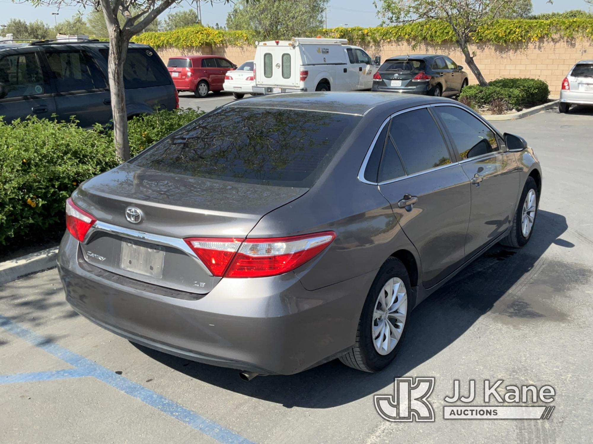 (Jurupa Valley, CA) 2016 Toyota Camry 4-Door Sedan Runs & Moves