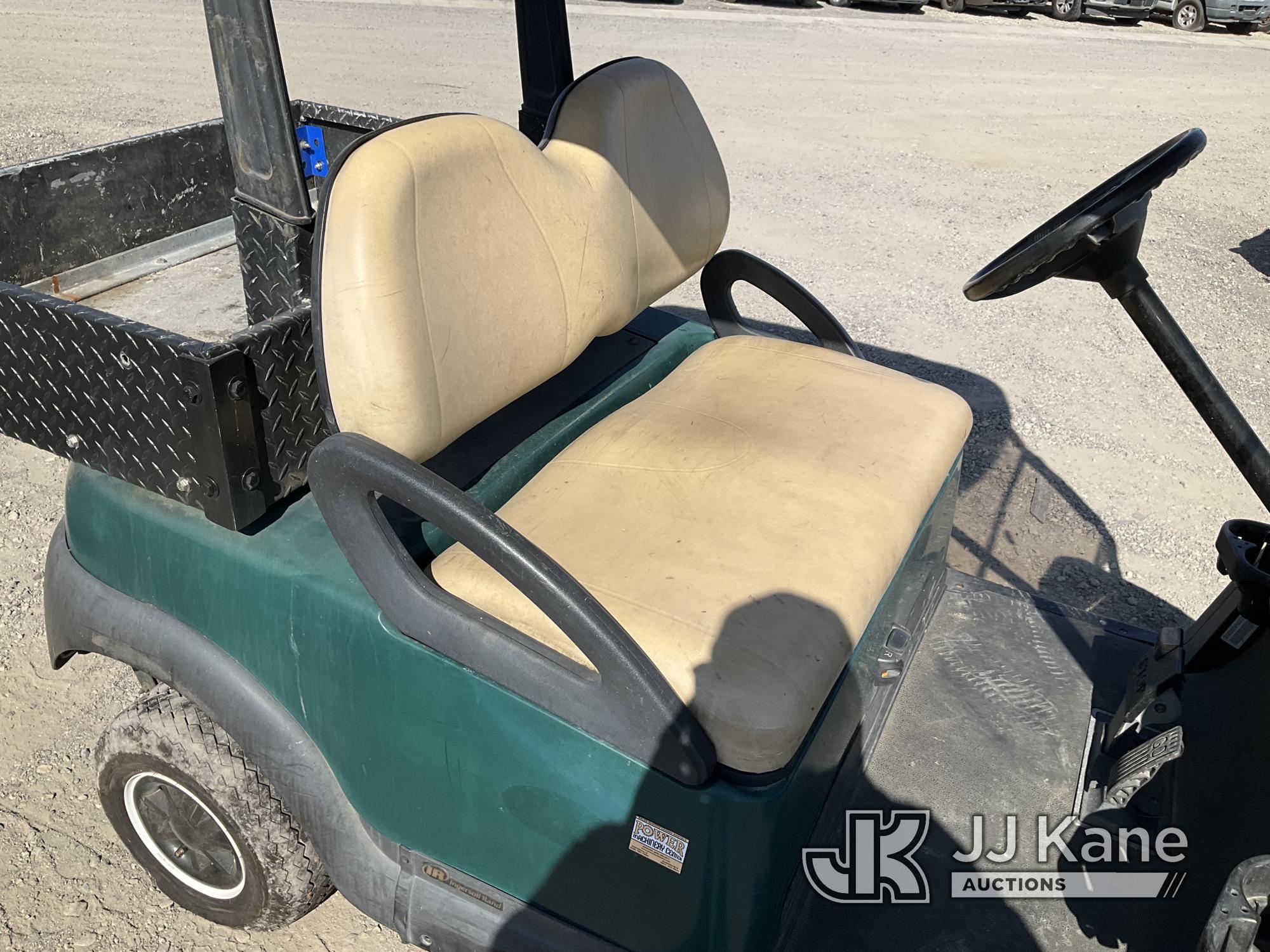 (Jurupa Valley, CA) Club Car Golf Cart Golf Cart Not Operating, True Hours Unknown