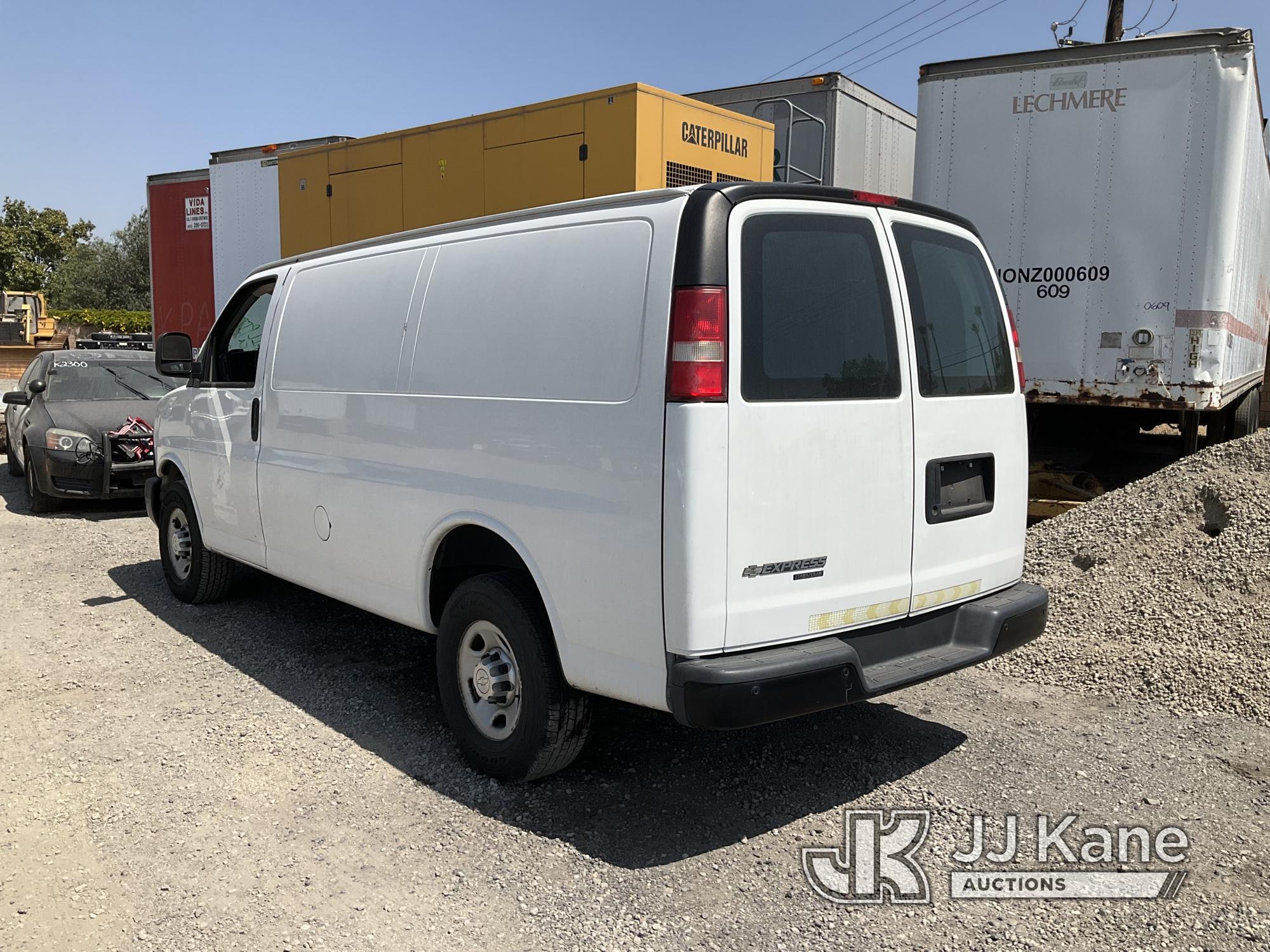 (Jurupa Valley, CA) 2015 Chevrolet Express 2500 FFV Cargo Van Runs Does Not Move, Bad Transmission