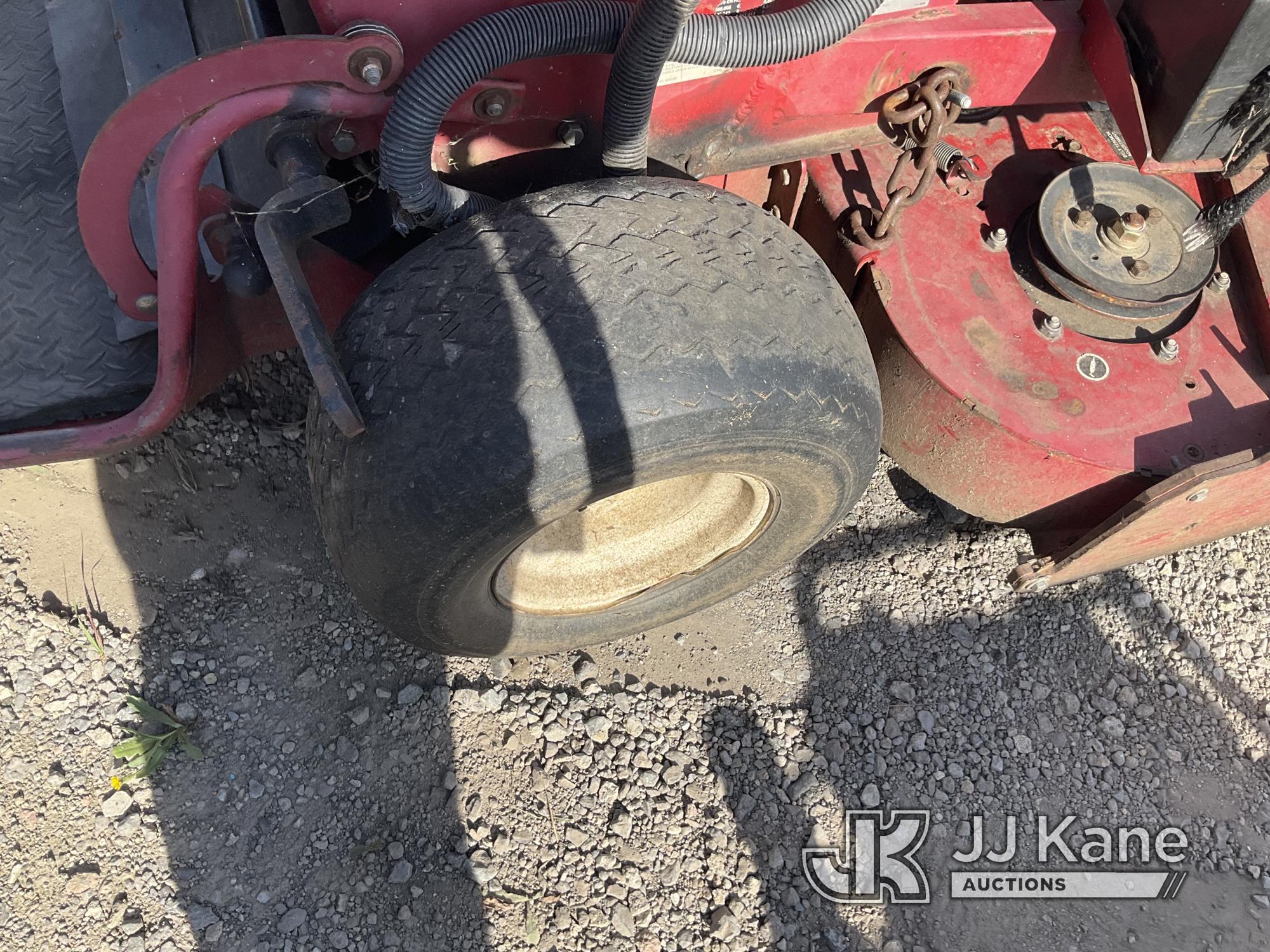 (Jurupa Valley, CA) Toro GRANDSTAND 48 in Mower Not Running, True Hours Unknown