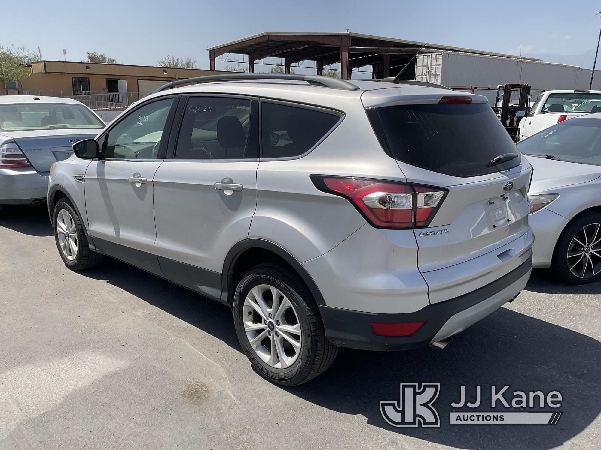 (Jurupa Valley, CA) 2018 Ford Escape 4x4 Sport Utility Vehicle Runs, Bad Transmission, Must Be Towed