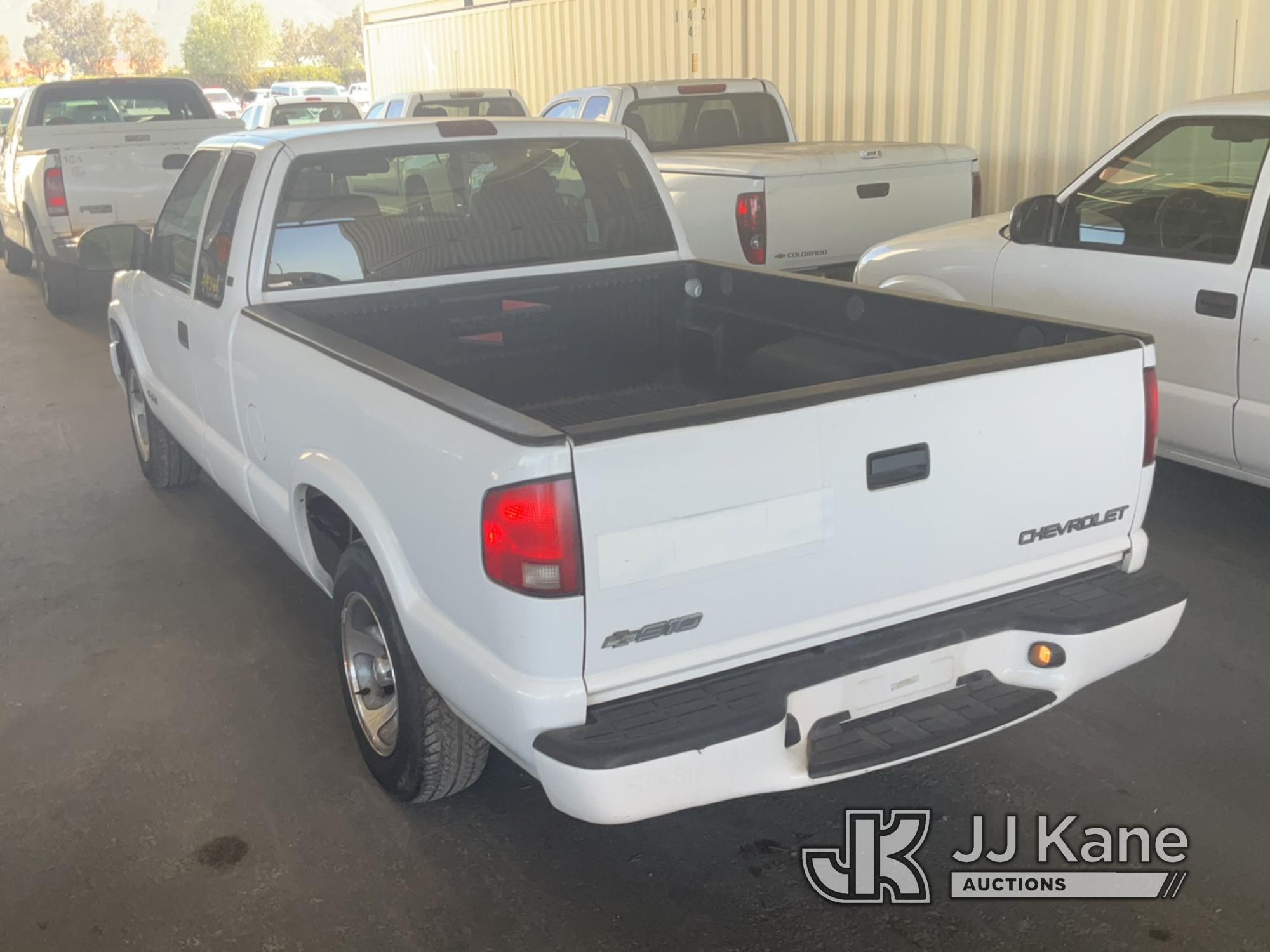 (Jurupa Valley, CA) 2001 Chevrolet S10 Pickup Truck Runs & Moves, Will Not Stay Running