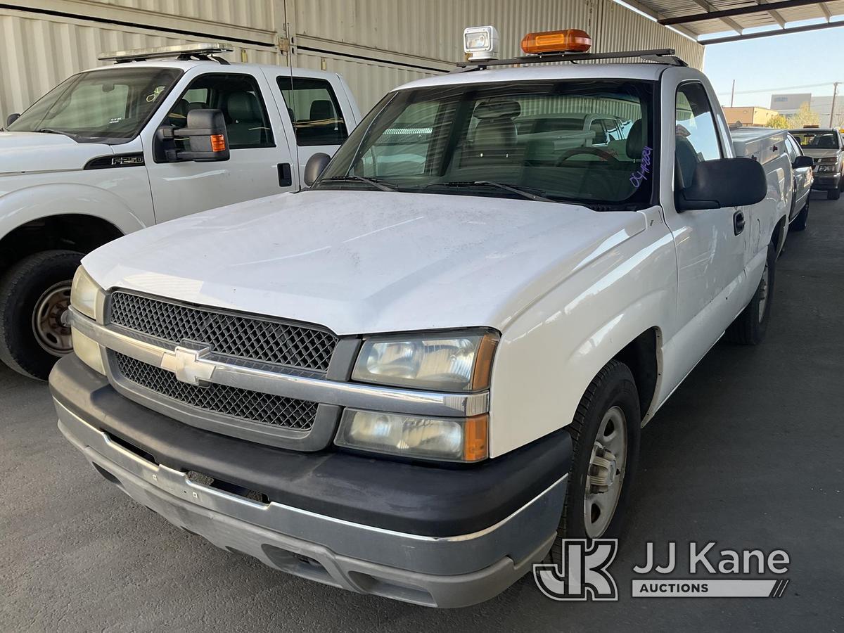 (Jurupa Valley, CA) 2003 Chevrolet Silverado 1500 Pickup Truck Runs & Moves