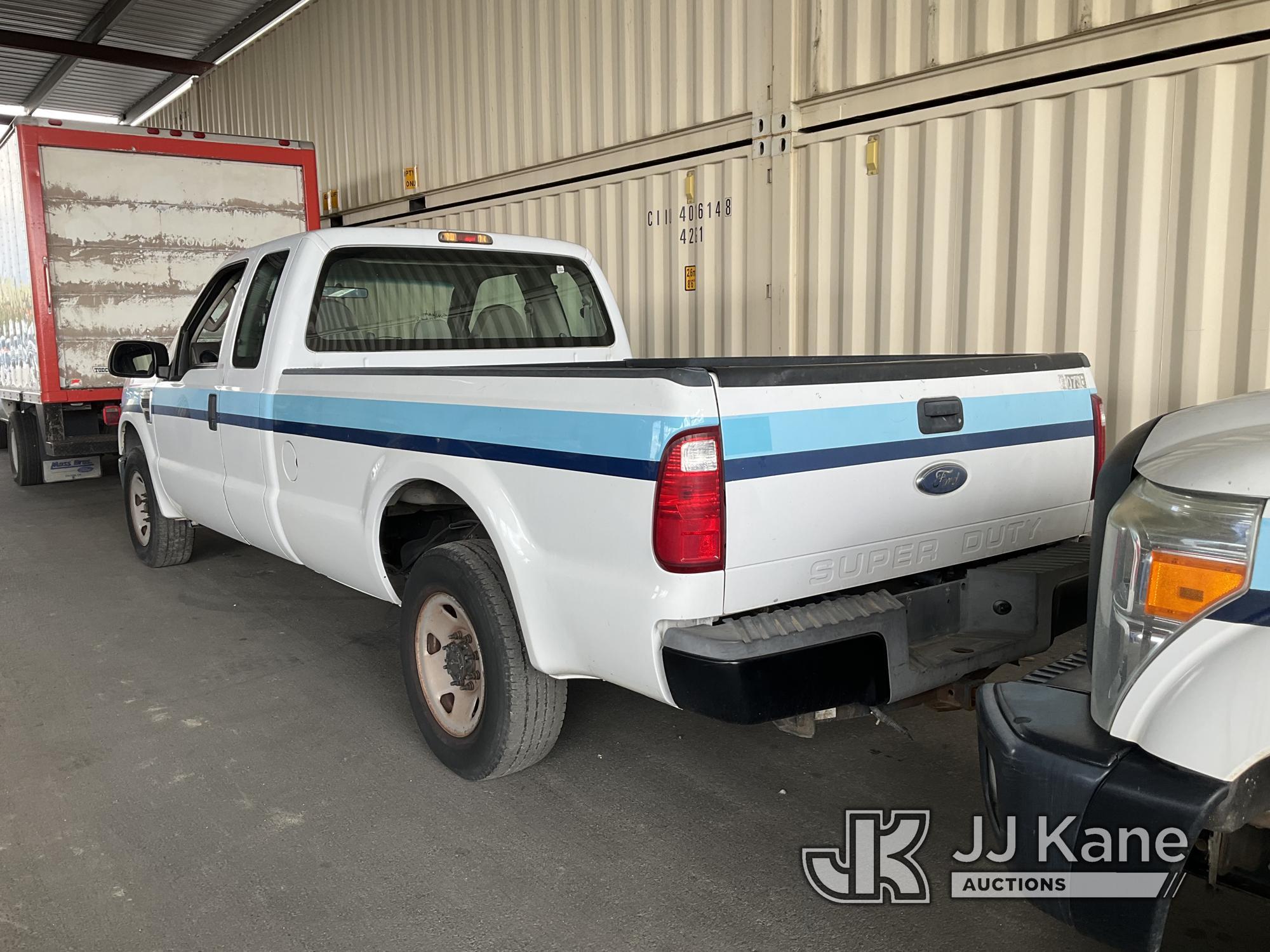 (Jurupa Valley, CA) 2008 Ford F-250 Extended-Cab Pickup Truck Runs & Moves