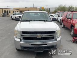 (Jurupa Valley, CA) 2008 Chevrolet Silverado 2500HD Pickup Truck Runs & Moves, Overheats