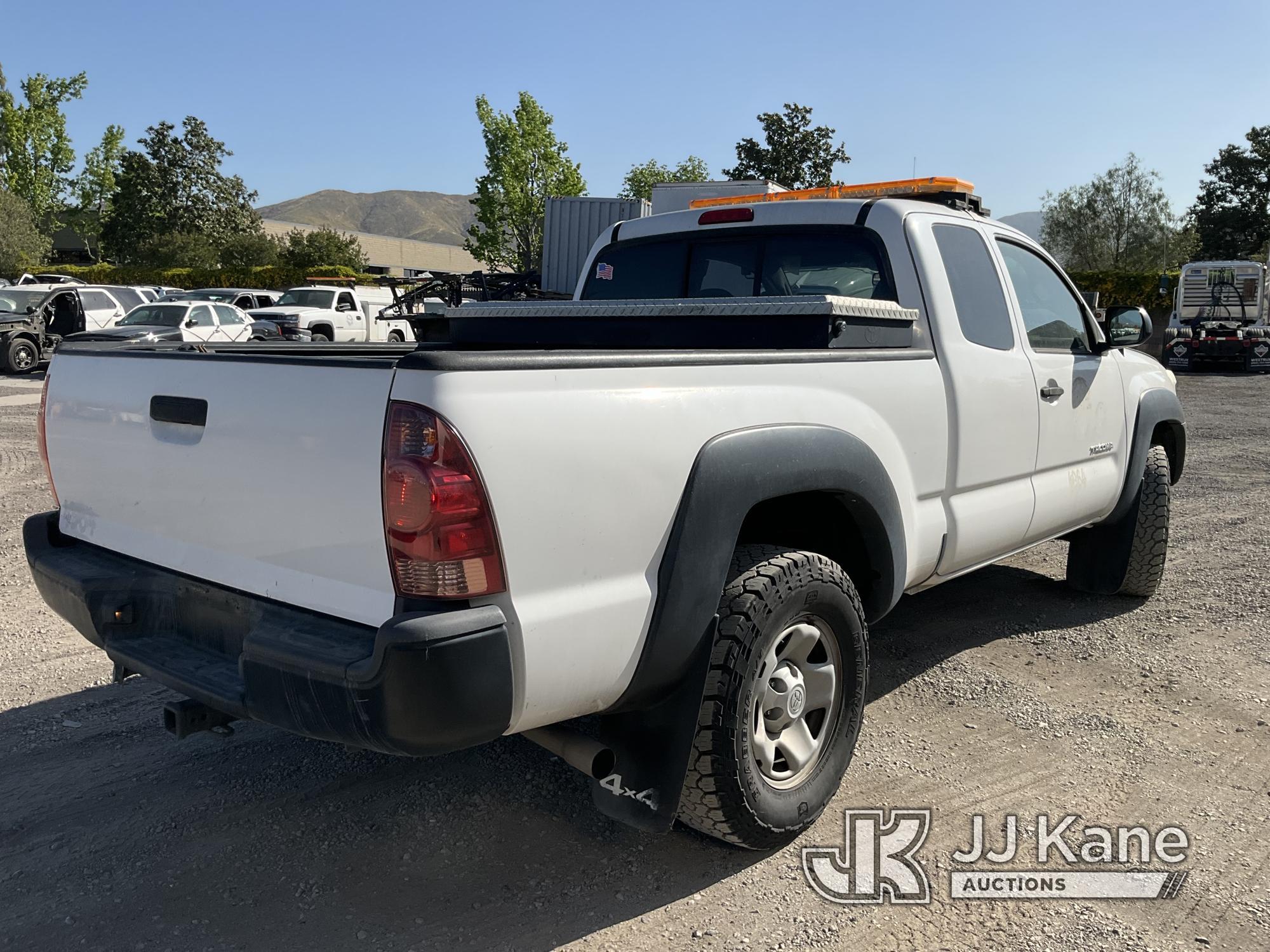 (Jurupa Valley, CA) 2013 Toyota Tacoma 4x4 Extended-Cab Pickup Truck Runs, Moves, ABS Light Is On, P