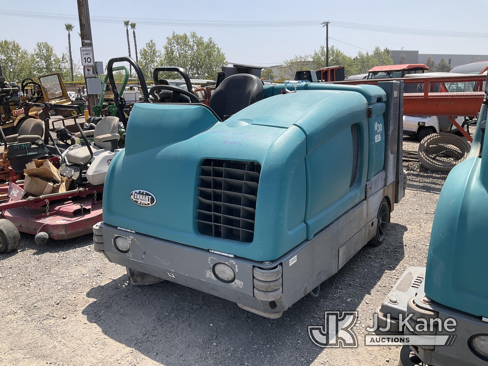 (Jurupa Valley, CA) 2018 Tennant M30 Sweeper Runs & Operates, True Hours Unknown