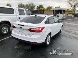 (Jurupa Valley, CA) 2014 Ford Focus 4-Door Sedan Runs & Moves