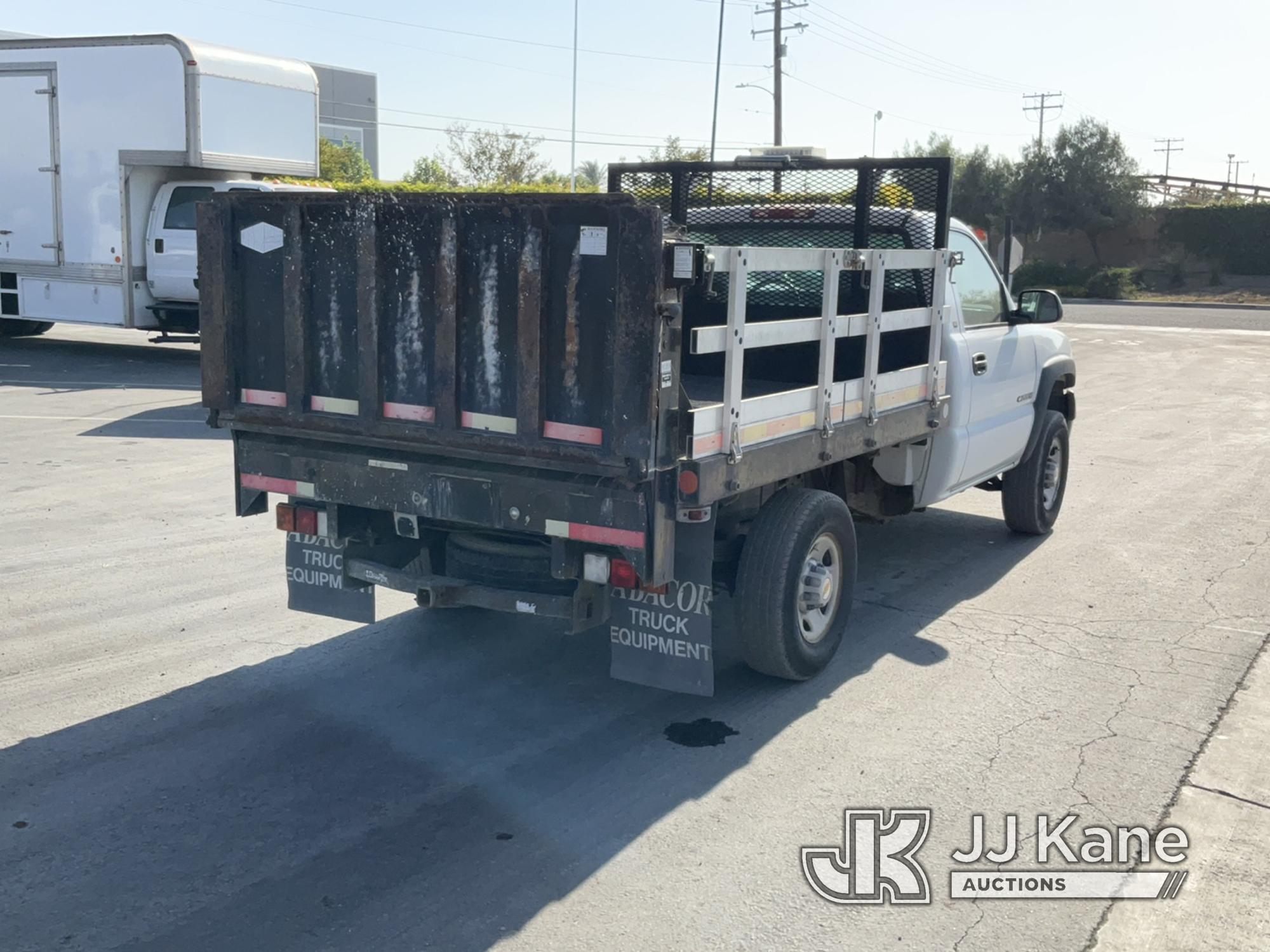 (Jurupa Valley, CA) 2001 Chevrolet Silverado 2500 Stake Truck Runs & Moves