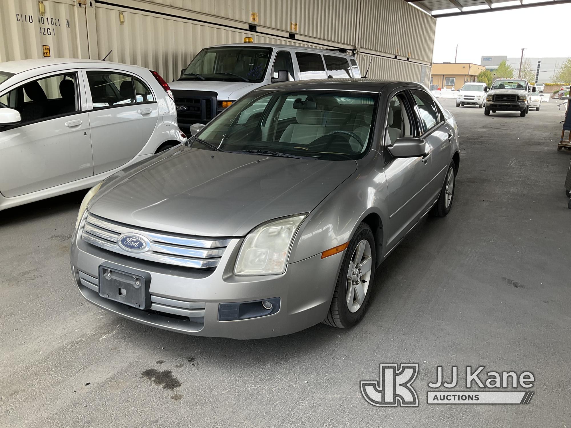 (Jurupa Valley, CA) 2008 Ford Fusion 4-Door Sedan Runs & Moves