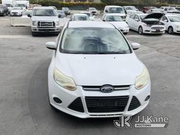 (Jurupa Valley, CA) 2014 Ford Focus 4-Door Sedan Runs & Moves