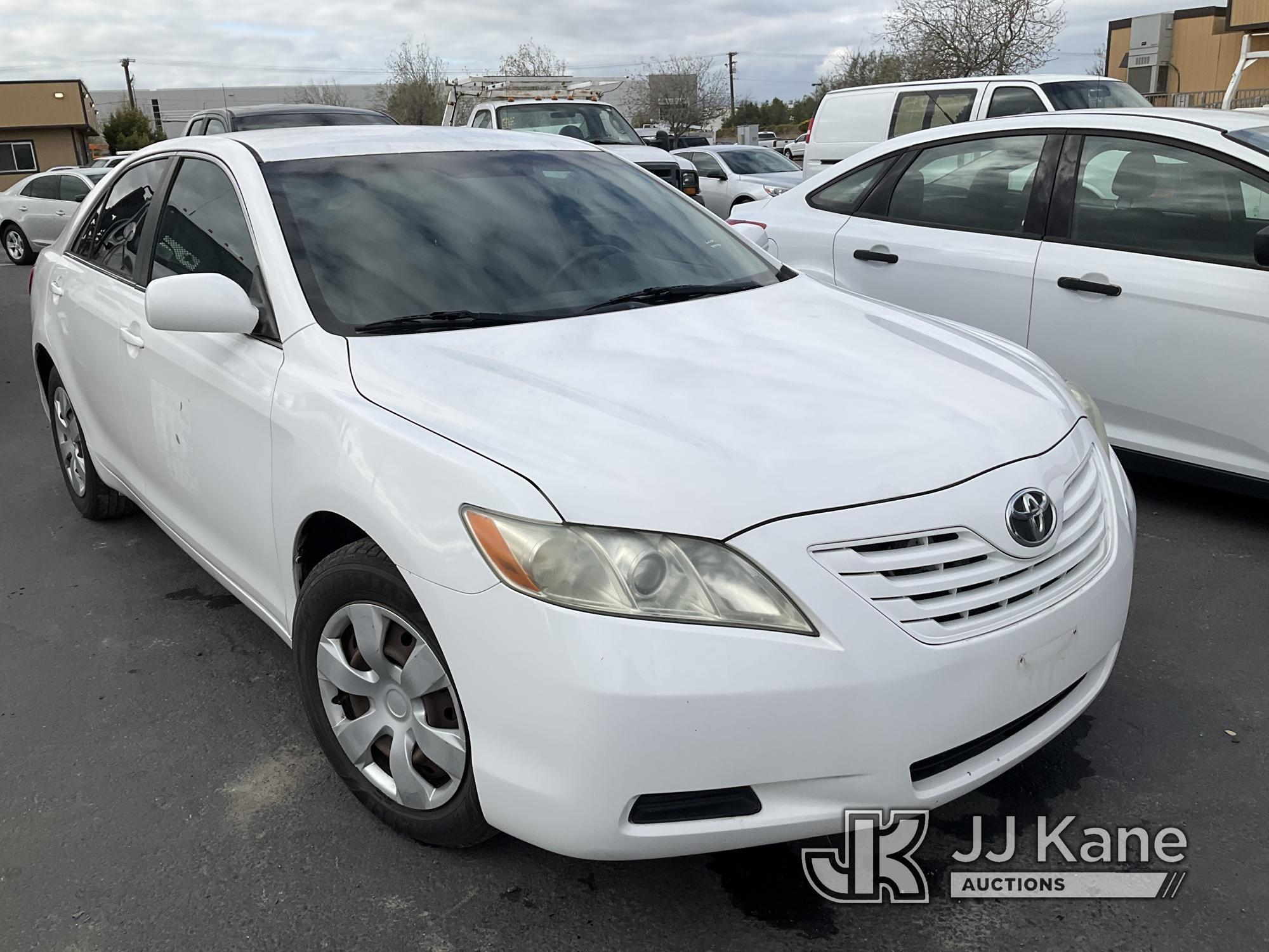 (Jurupa Valley, CA) 2007 Toyota Camry LE 4-Door Sedan Runs & Moves