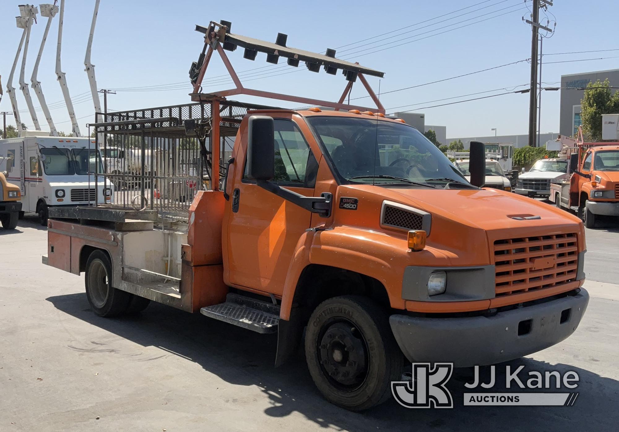 (Jurupa Valley, CA) 2009 GMC TC4C042 Flatbed/Utility Truck Runs & Moves