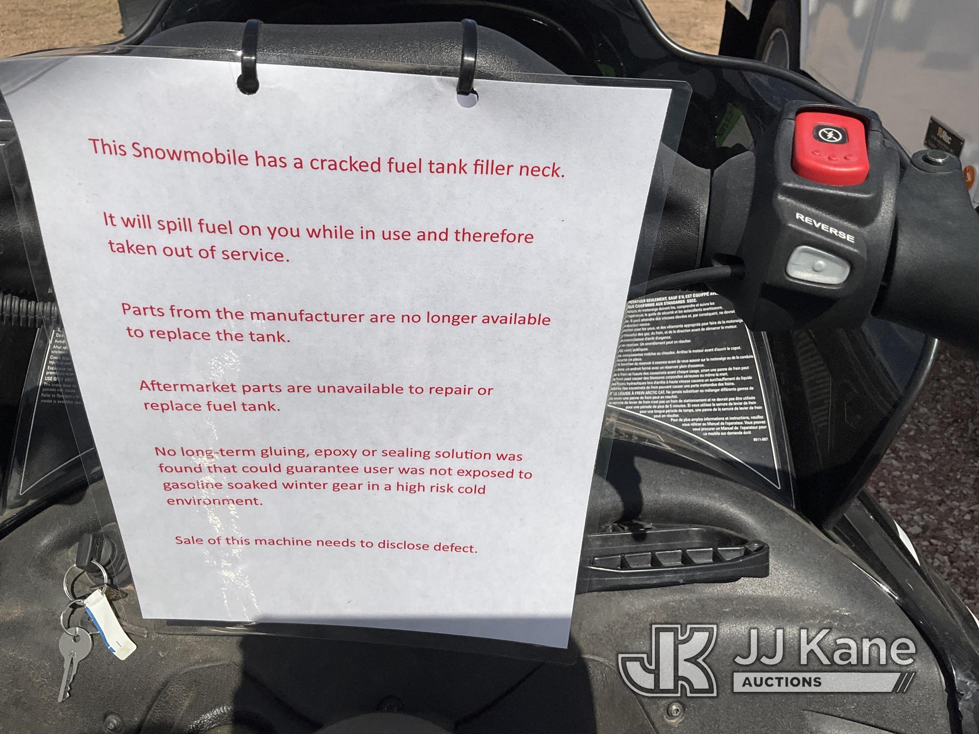 (Castle Rock, CO) 2011 Arctic Cat Snowmobile Not Running, Condition Unknown, Fuel Leak) (Seller Stat