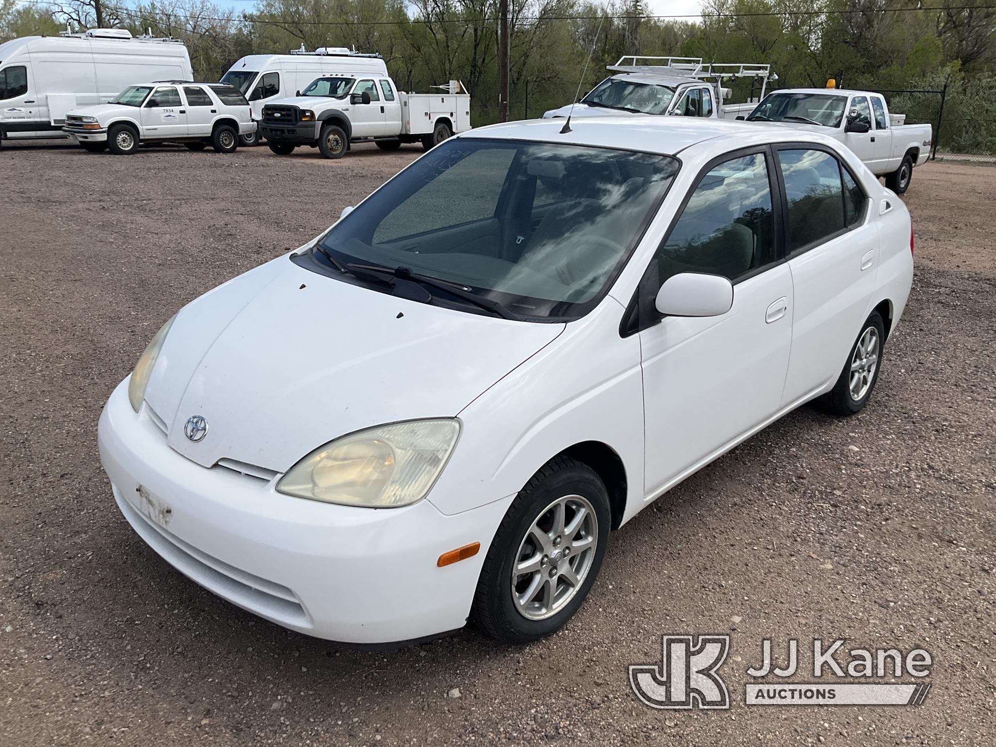 (Castle Rock, CO) 2003 Toyota Prius Hybrid 4-Door Hybrid Sedan Runs & Moves