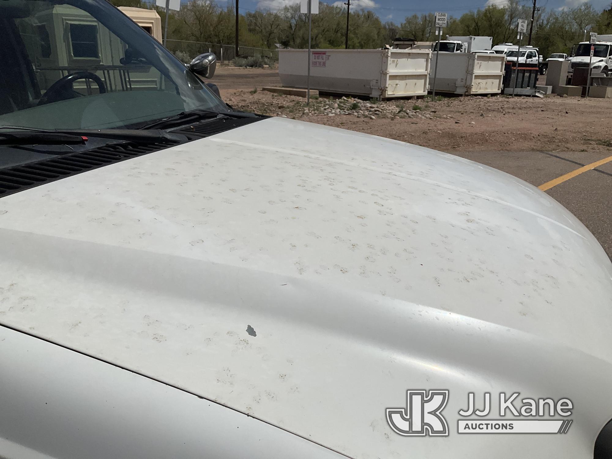 (Castle Rock, CO) 2002 Ford F350 4x4 Crew-Cab Pickup Truck Runs & Moves)( Minor Body/Paint Damage