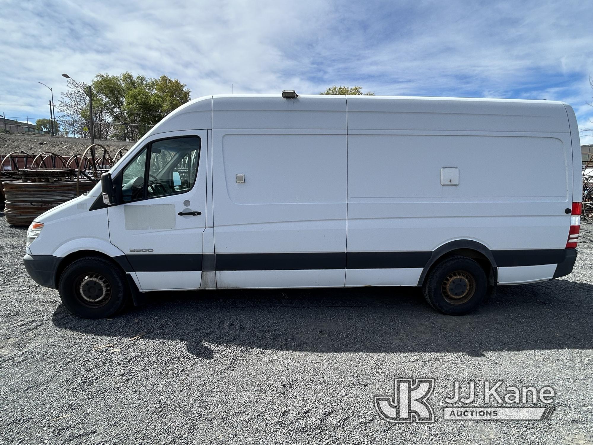 (Ephrata, WA) 2008 Dodge 2500 sprinter CRD Cargo Van Runs & Moves) (Check Engine Light on, Seller Be