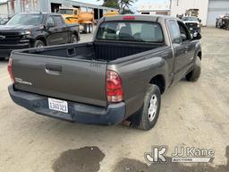 (Eureka, CA) 2012 Toyota Tacoma Extended-Cab Pickup Truck Runs & Moves