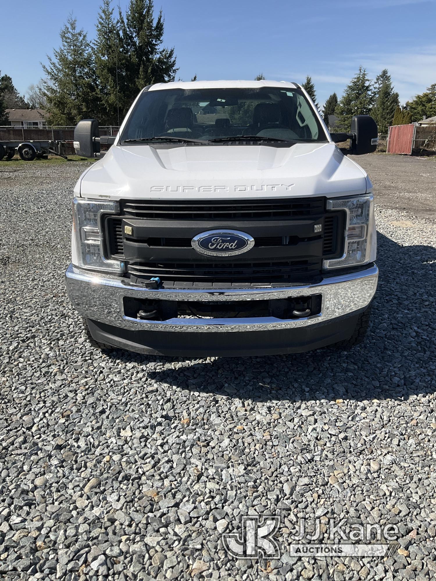 (Tacoma, WA) 2017 Ford F250 4x4 Crew-Cab Pickup Truck Runs & Moves