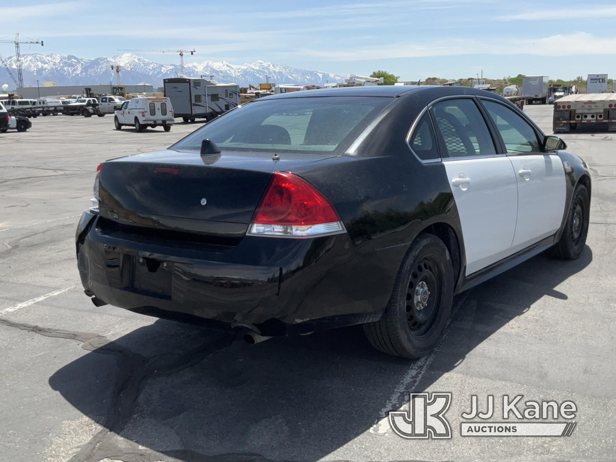 (Salt Lake City, UT) 2016 Chevrolet Impala 4-Door Sedan Runs & Moves) (Wrecked Left Rear