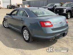 (Eureka, CA) 2010 Ford Taurus SE 4-Door Sedan Runs & Moves