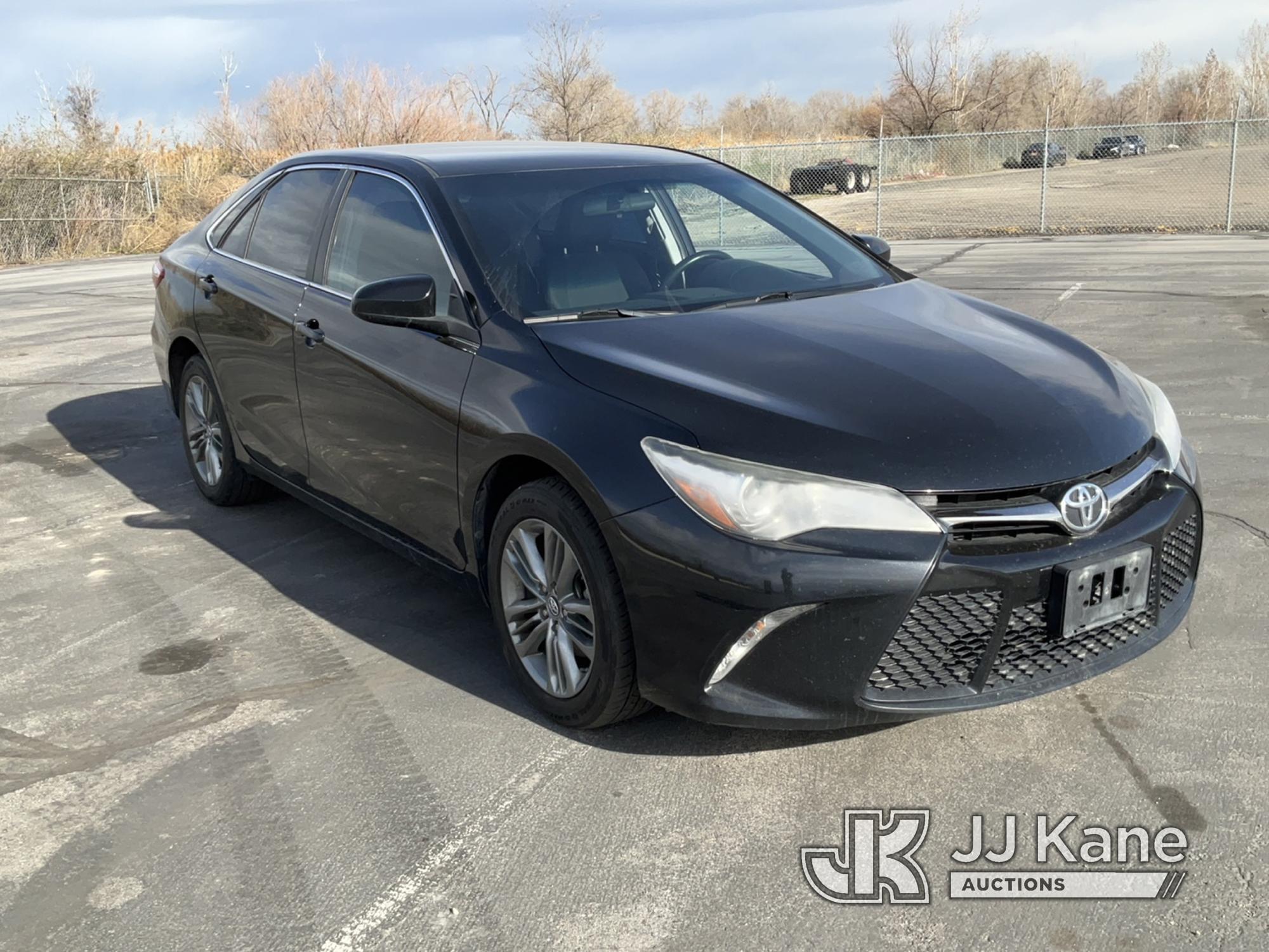 (Salt Lake City, UT) 2017 Toyota Camry 4-Door Sedan Runs & Moves) (Airbag Light On