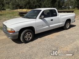 (Anderson, CA) 2001 Dodge Dakota Extended-Cab Pickup Truck Runs & Moves.