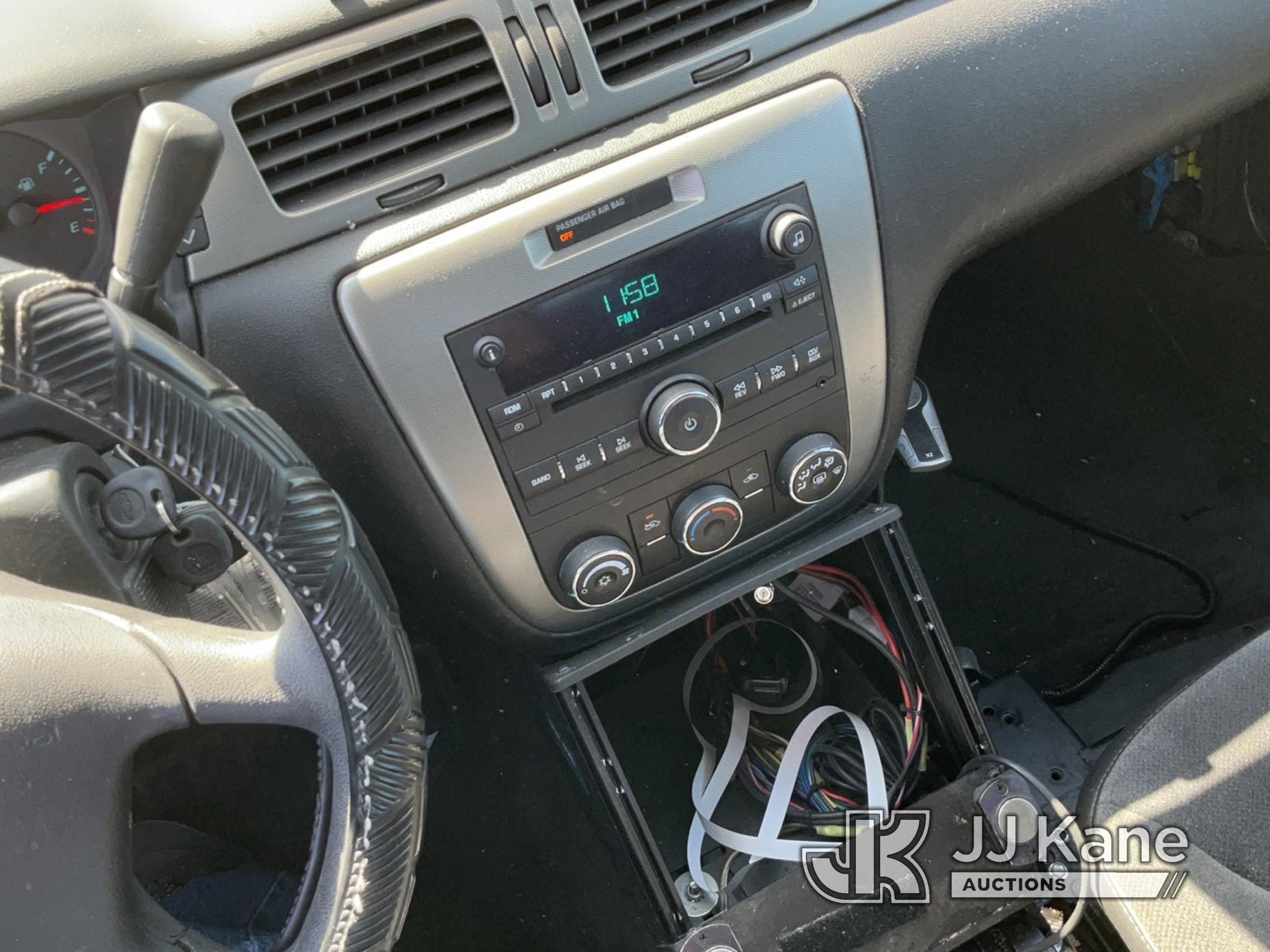 (Salt Lake City, UT) 2015 Chevrolet Impala 4-Door Sedan Runs & Moves) (Airbag Light On
