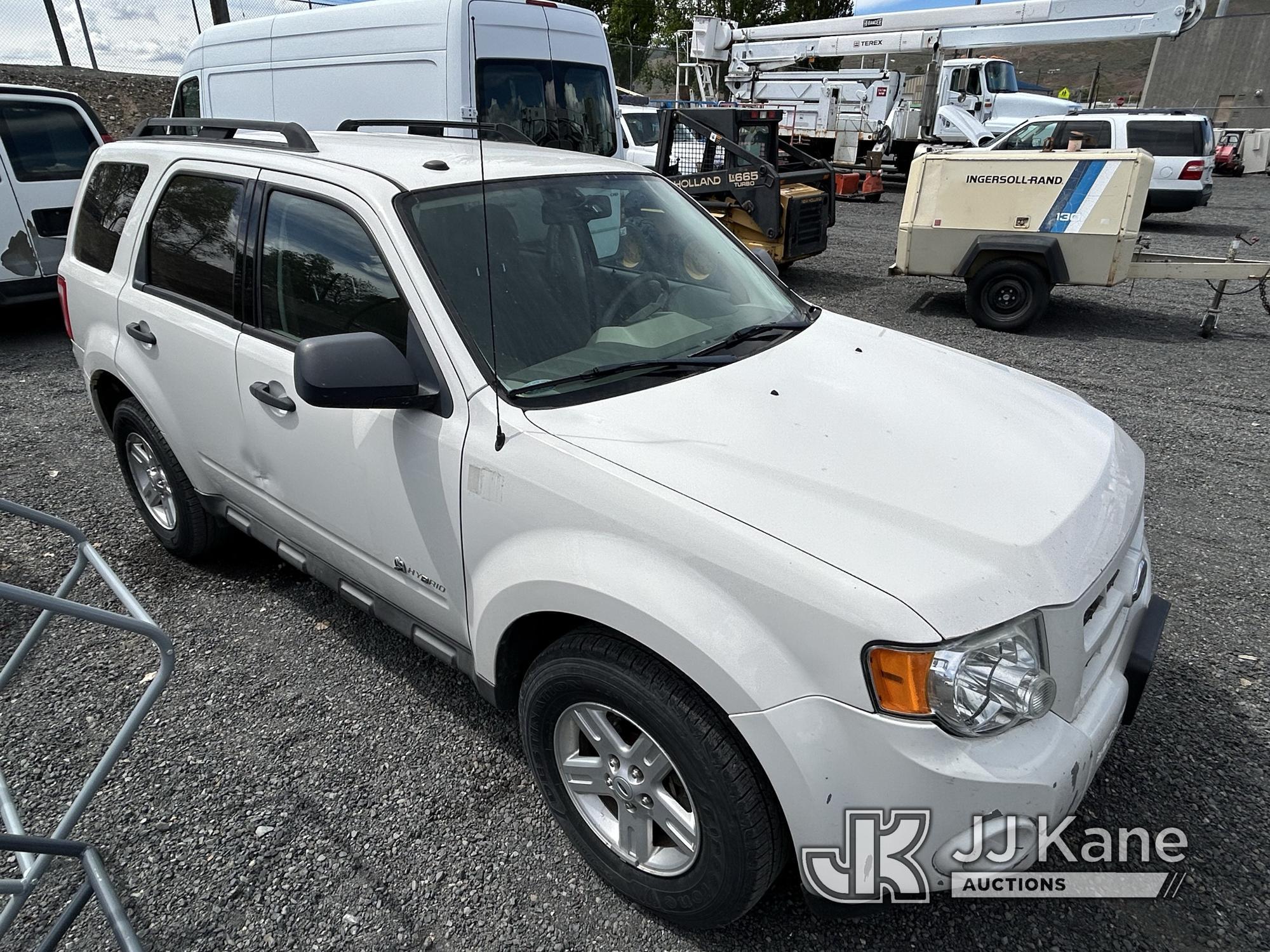 (Ephrata, WA) 2009 Ford Escape 4x4 Sport Utility Vehicle Not Running, Condition Unknown)   (Hybrid B