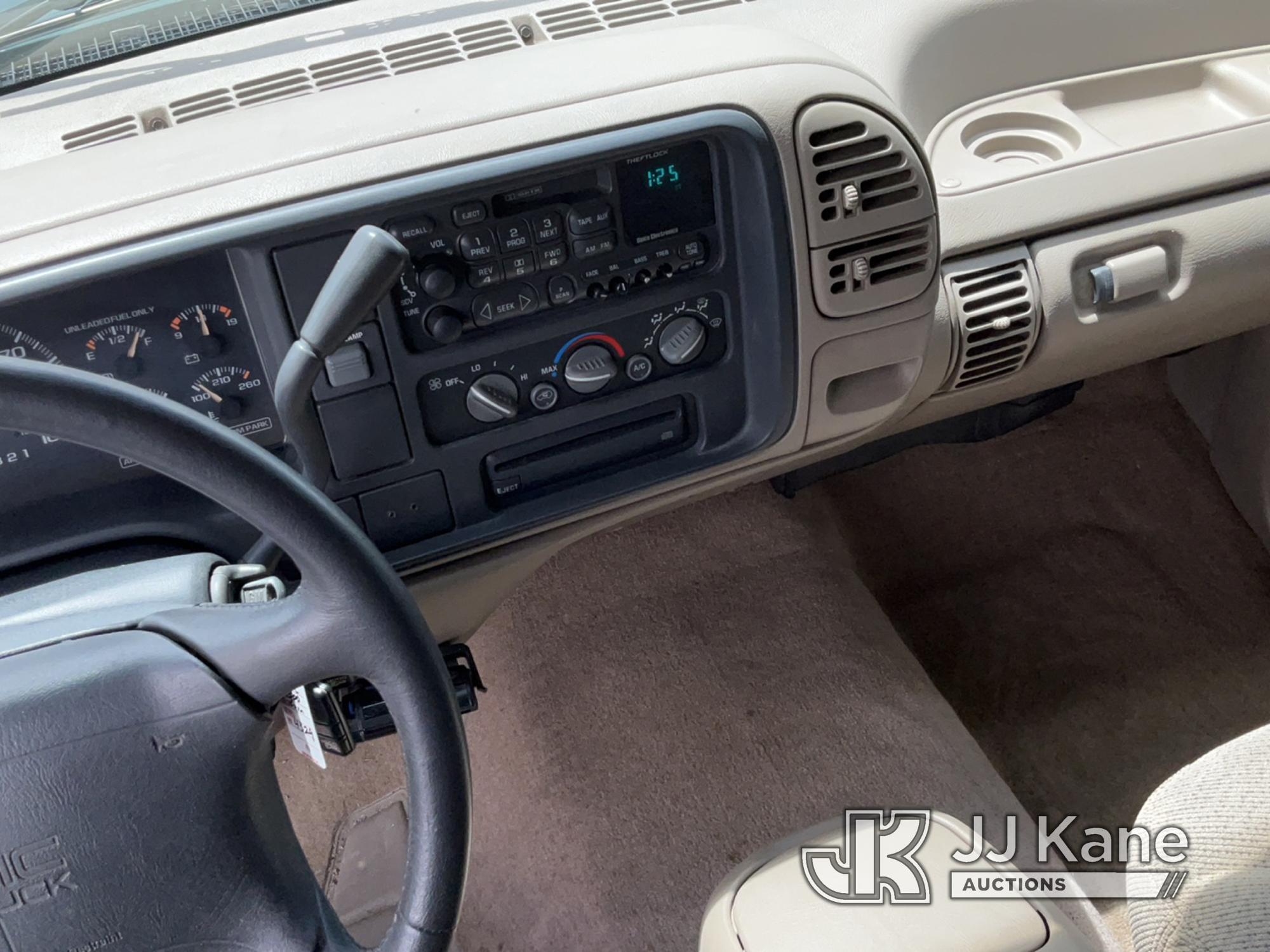 (Salt Lake City, UT) 1996 GMC Sierra 1500 Extended-Cab Pickup Truck Runs & Moves