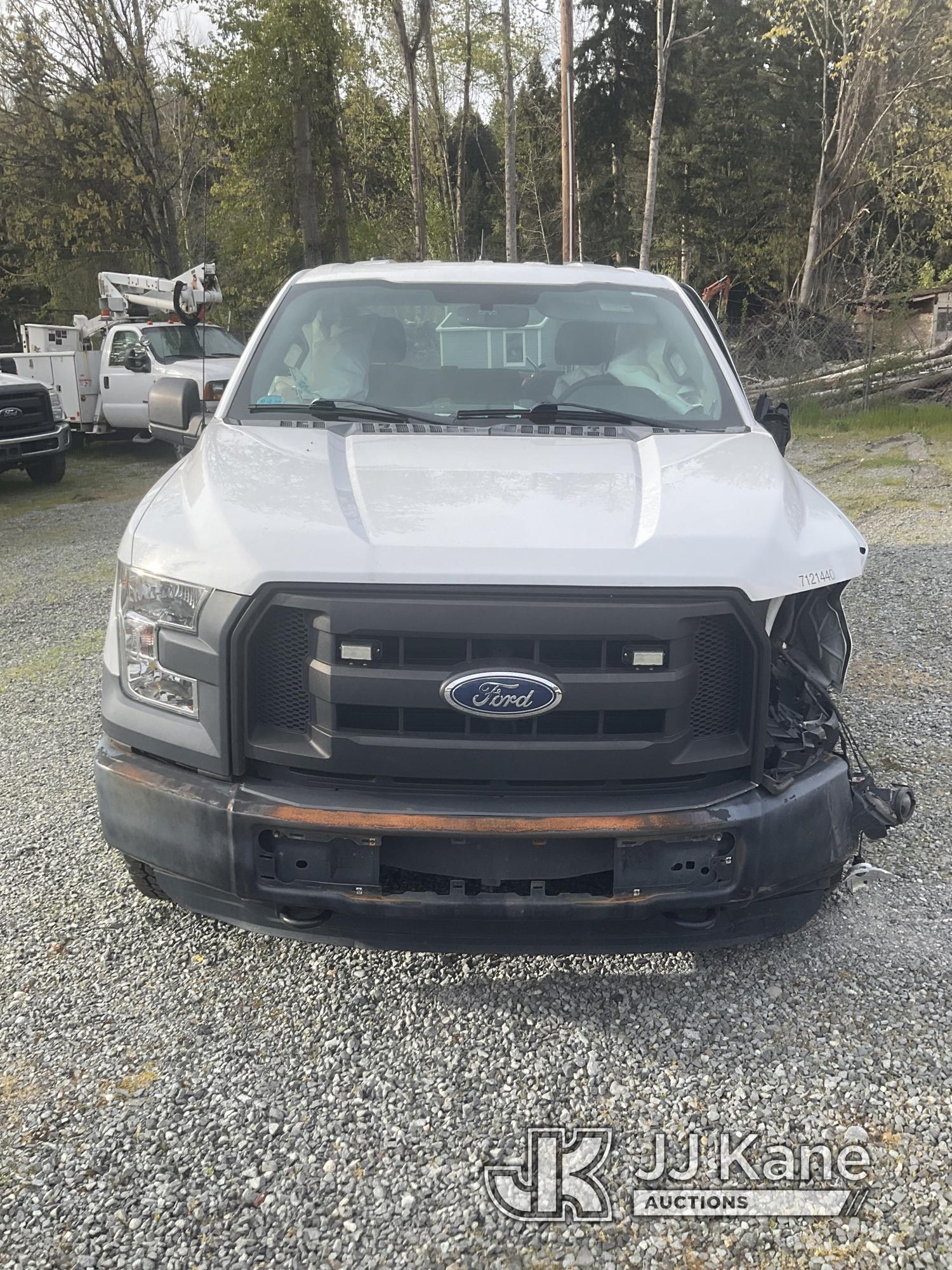 (Eatonville, WA) 2016 Ford F150 4x4 Extended-Cab Pickup Truck Not Running, Condition Unknown, Wrecke