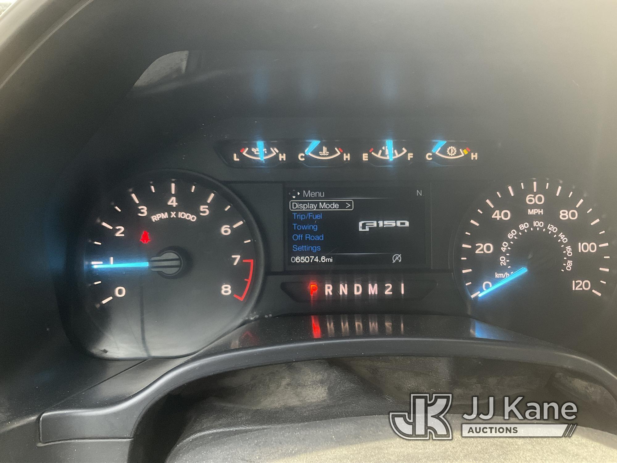 (Eatonville, WA) 2019 Ford F150 Crew-Cab Pickup Truck Runs & Moves) (Tires Are Good,  Severe Body Da