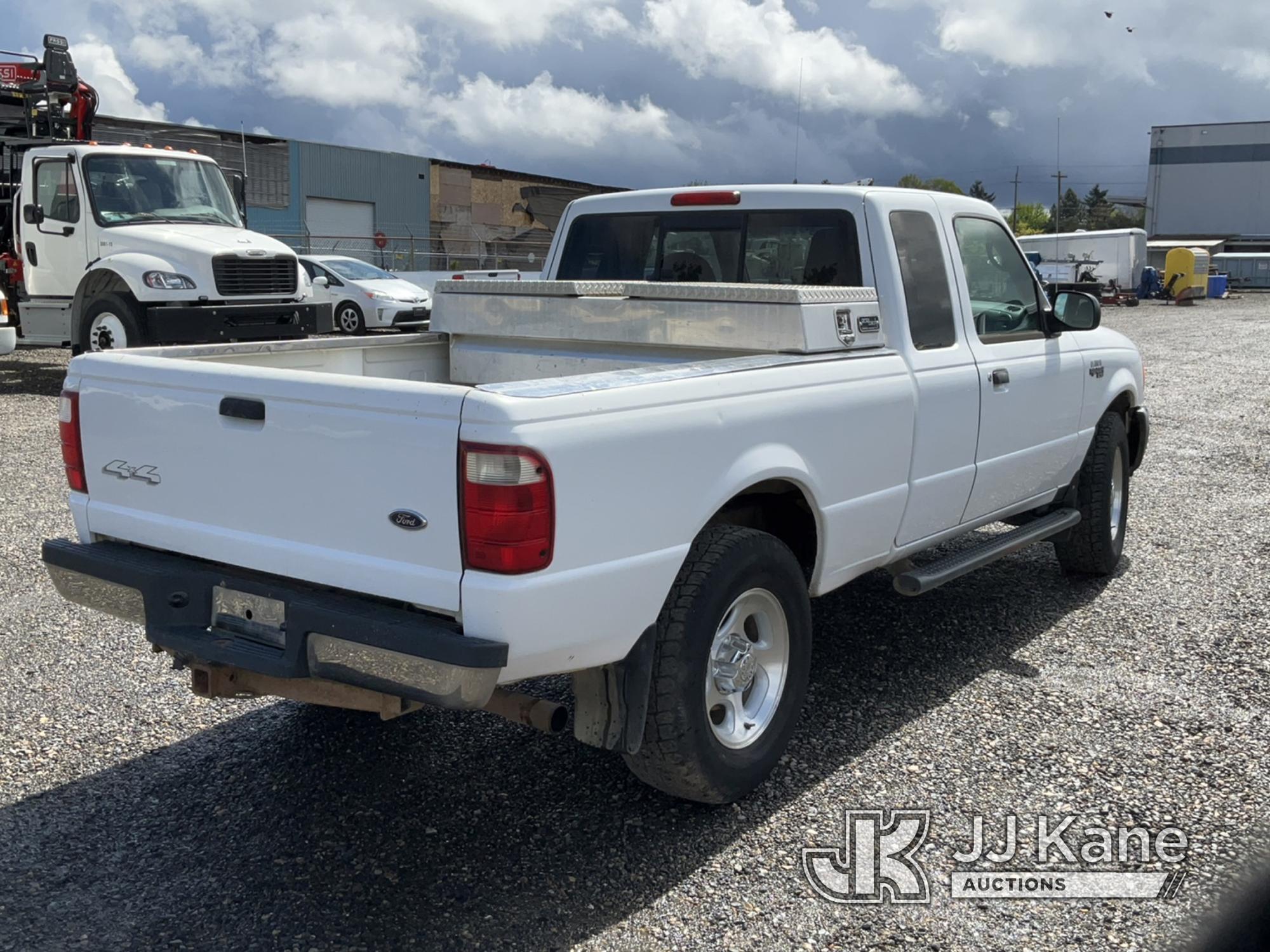 (Portland, OR) 2004 Ford Ranger 4x4 Extended-Cab Pickup Truck Runs & Moves