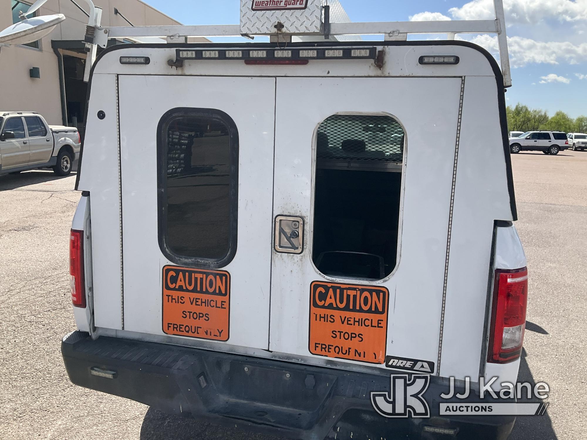 (Castle Rock, CO) 2015 Ford F150 4x4 Extended-Cab Pickup Truck Runs & Moves) (Minor Body Damage