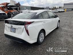 (Portland, OR) 2016 Toyota Prius Hybrid 4-Door Hatch Back Runs & Moves