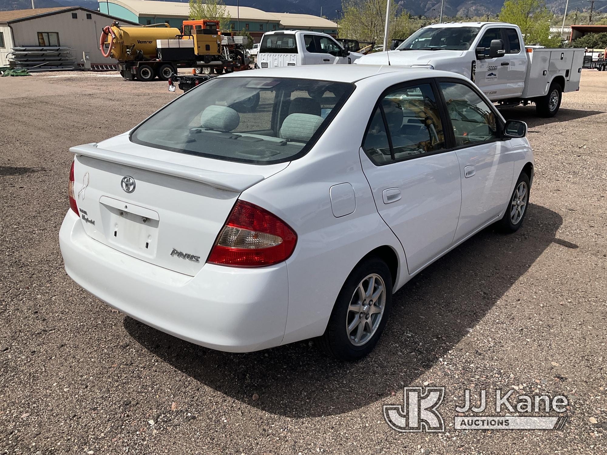 (Castle Rock, CO) 2003 Toyota Prius Hybrid 4-Door Hybrid Sedan Runs & Moves