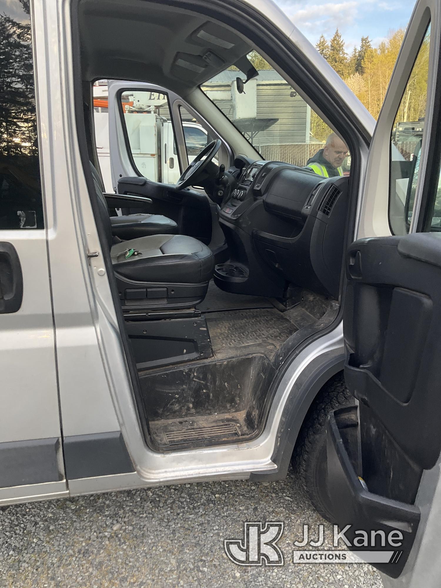 (Eatonville, WA) 2014 Dodge 2500 Cargo Van Runs & Moves) (Jump to Start