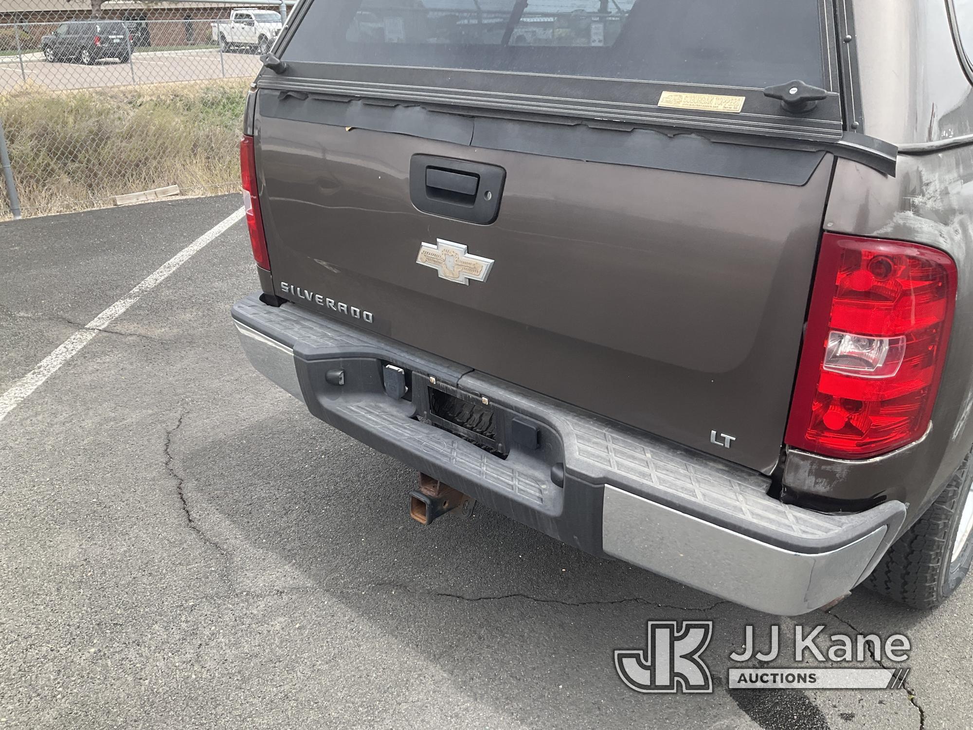 (Castle Rock, CO) 2007 Chevrolet Silverado 1500 4x4 Crew-Cab Pickup Truck Runs & Moves) (Paint Damag