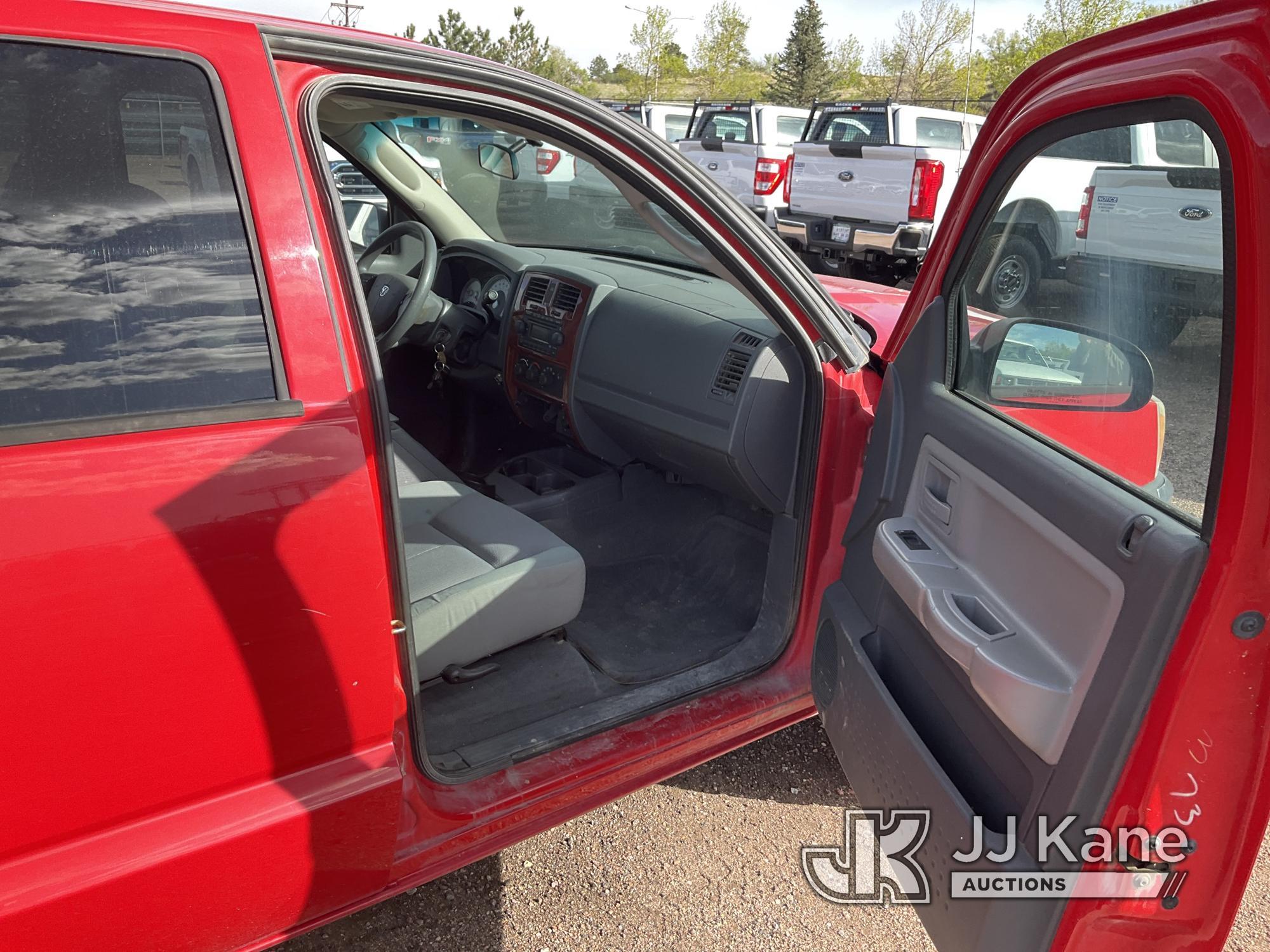 (Castle Rock, CO) 2005 Dodge Dakota Crew-Cab Pickup Truck Runs & Moves