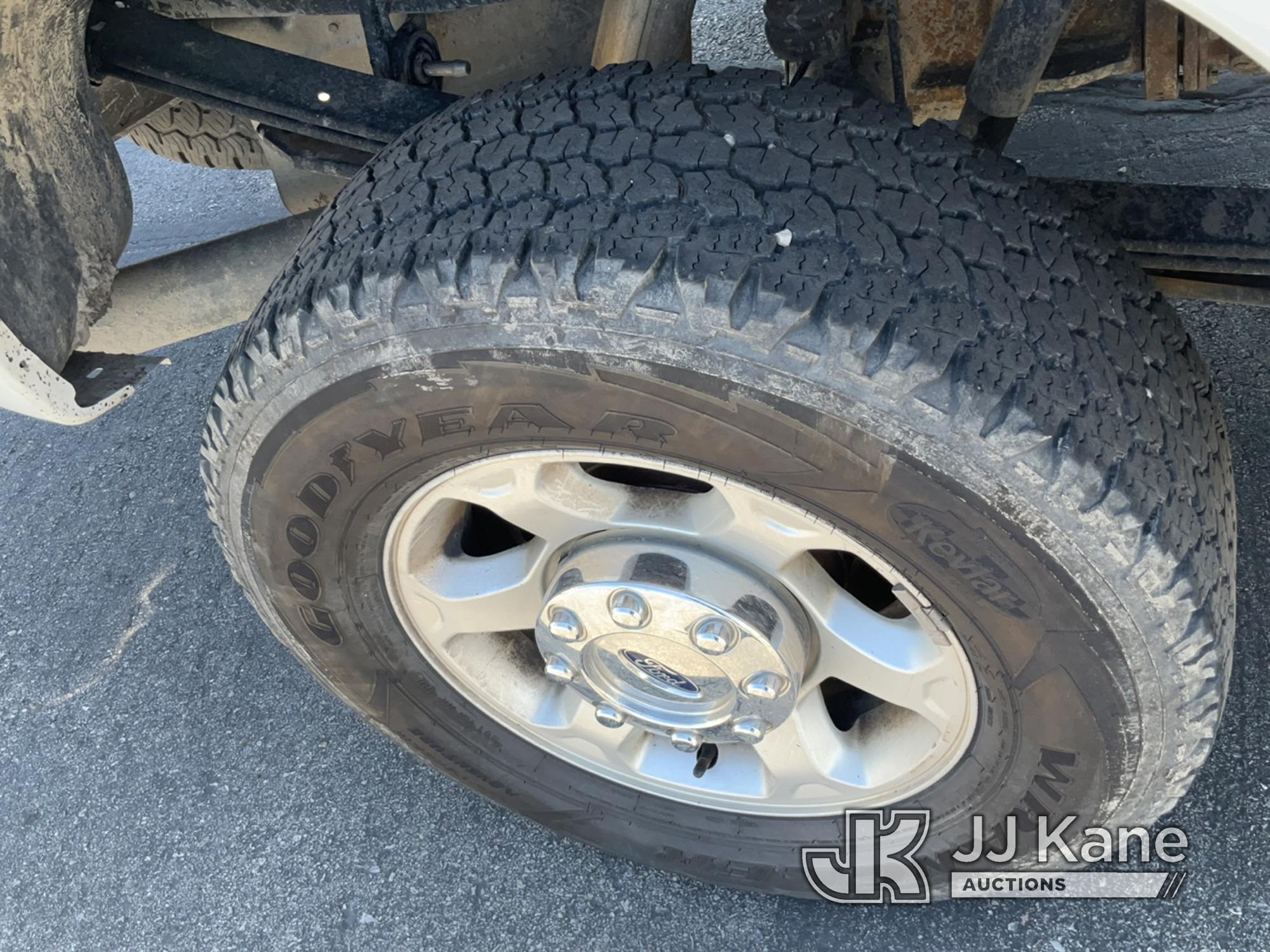 (Salt Lake City, UT) 2015 Ford F250 4x4 Crew-Cab Pickup Truck Runs & Moves