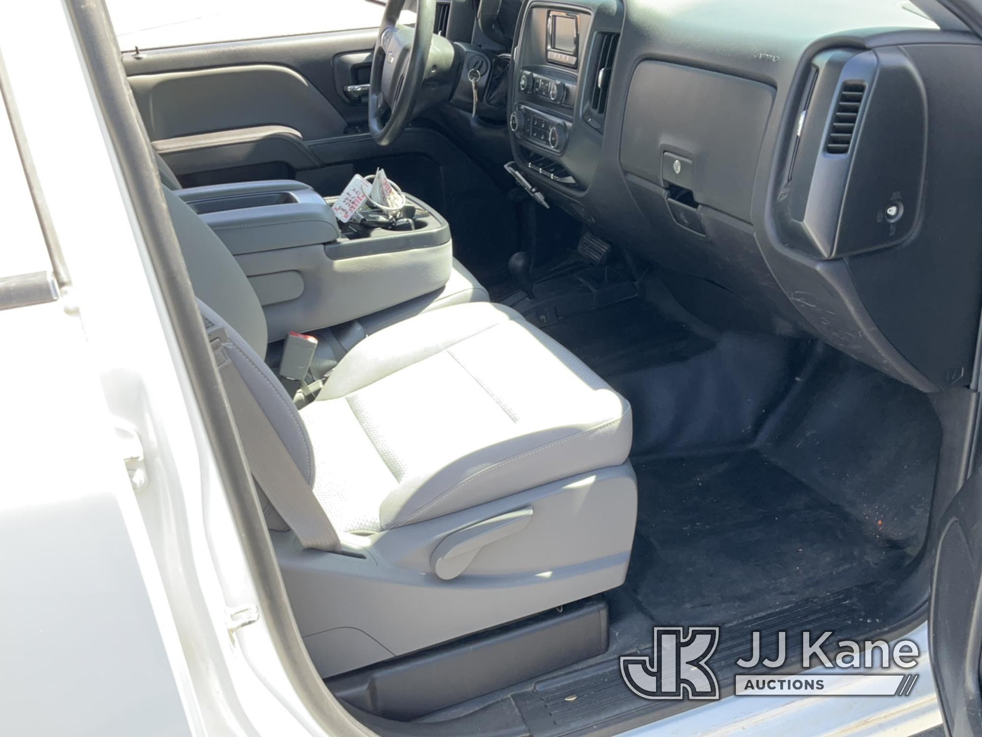 (Salt Lake City, UT) 2015 Chevrolet Silverado 2500HD 4x4 Extended-Cab Pickup Truck Runs & Moves
