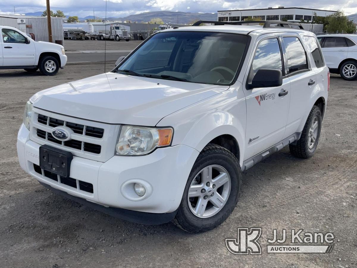 (Reno, NV) 2009 Ford Escape Hybrid 4x4 4-Door Hybrid Sport Utility Vehicle Runs & Moves) (Passenger