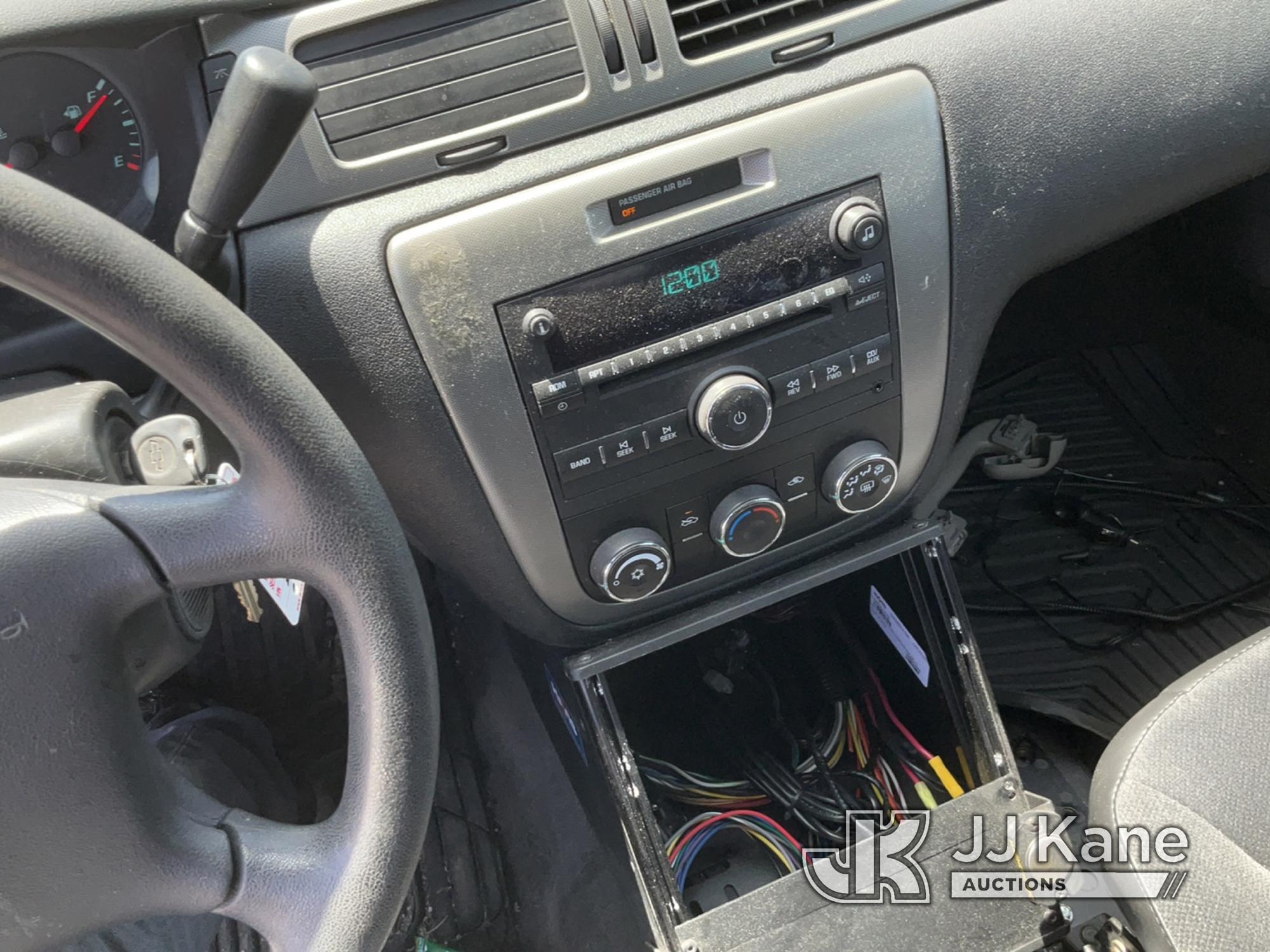 (Salt Lake City, UT) 2016 Chevrolet Impala 4-Door Sedan Runs & Moves) (Wrecked Left Rear