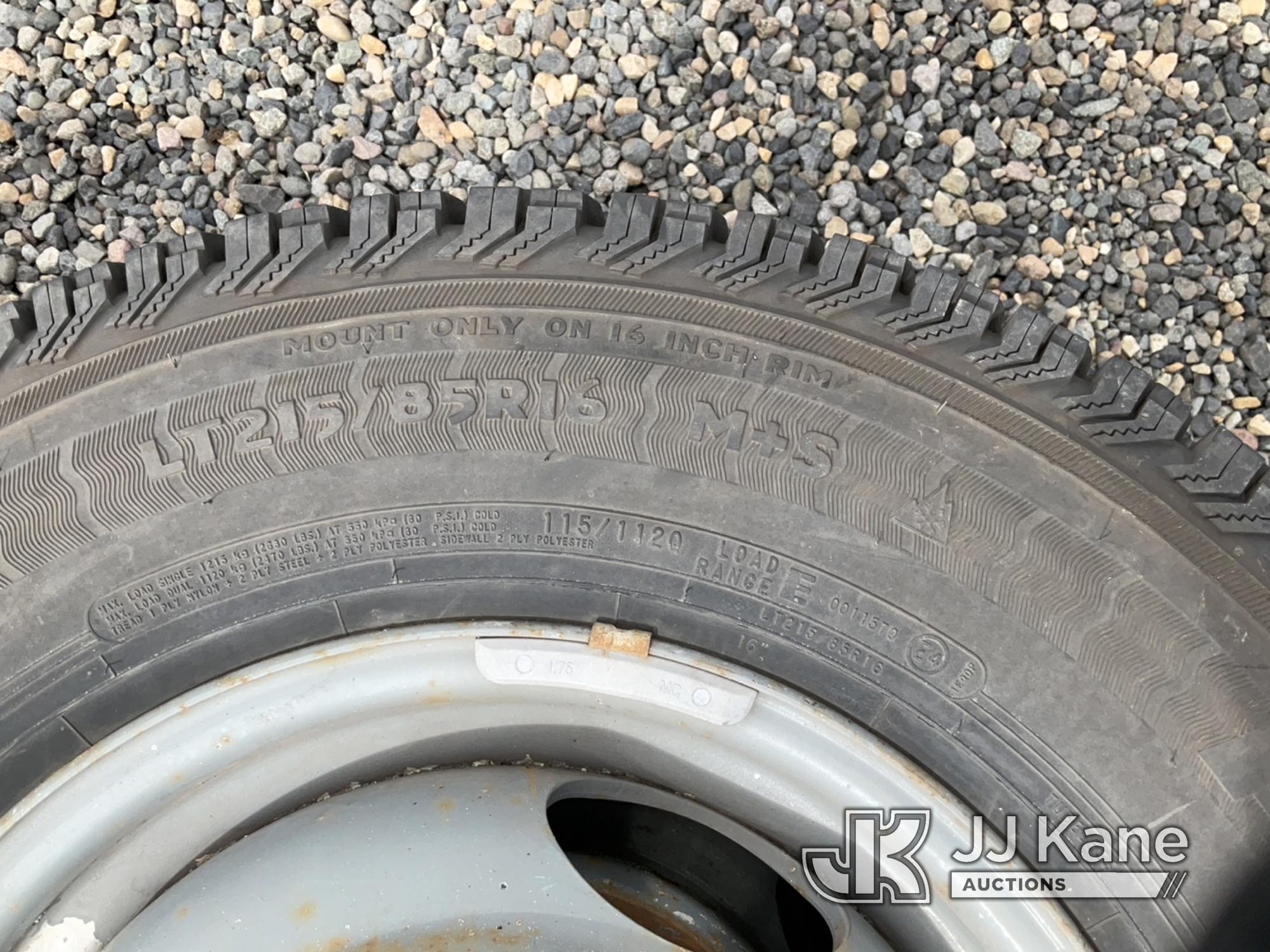 (Portland, OR) Winter Cat LT215/85R15 Snow Tires NOTE: This unit is being sold AS IS/WHERE IS via Ti