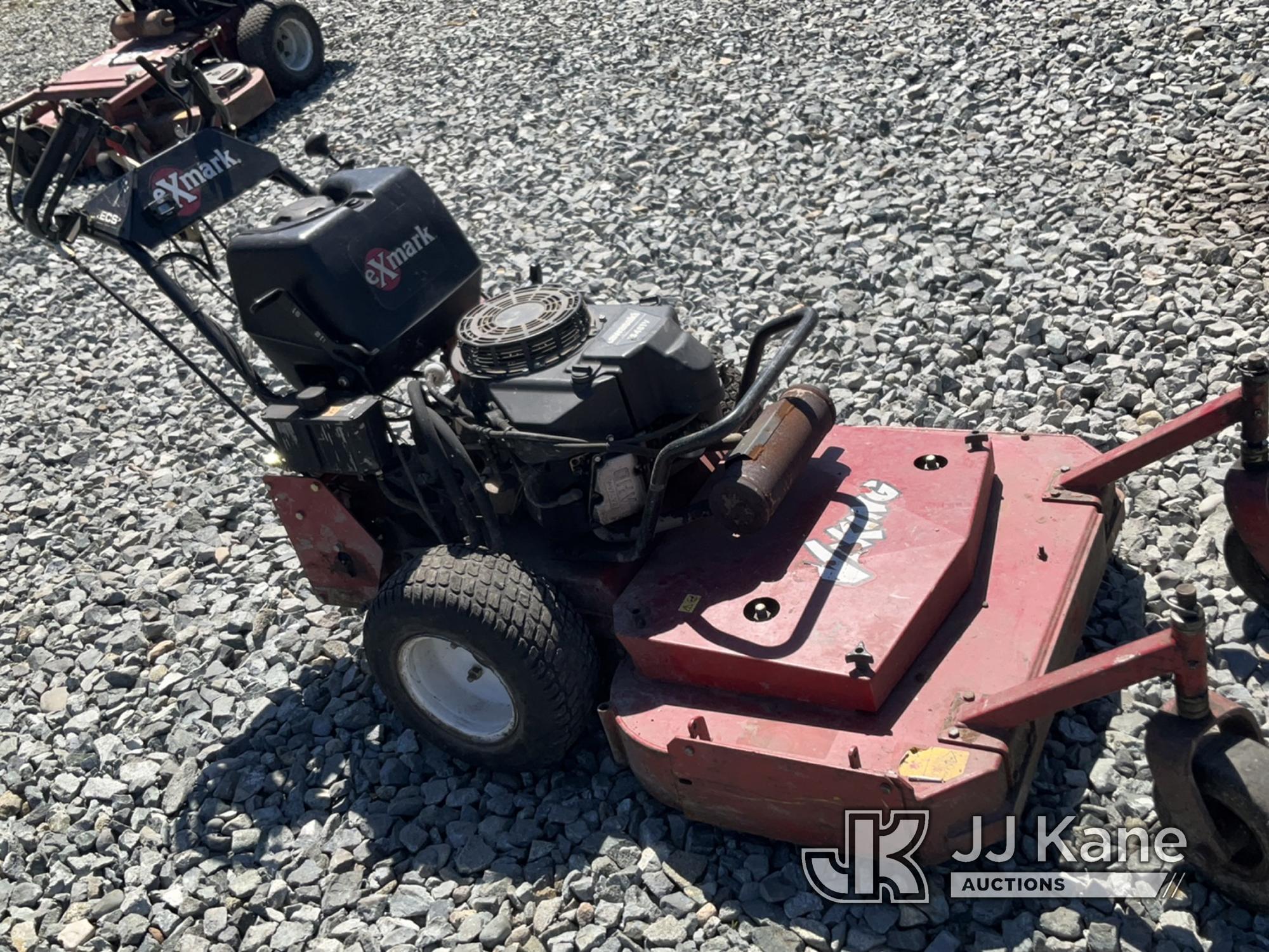 (Tacoma, WA) 2015 Exmark Viking Lawn Mower Runs & Moves) Tires Are Fair,  Everything Works
