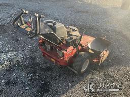 (Tacoma, WA) 2015 Truf Tracer Mower Runs & Moves